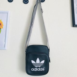 アディダス(adidas)のアディダス ショルダーバッグ(その他)