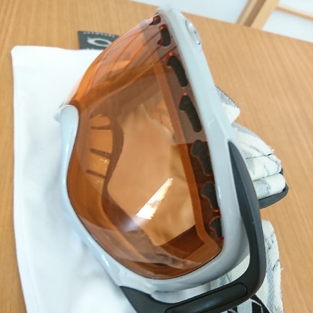 Oakley(オークリー)のオークリー ゴーグル スポーツ/アウトドアのスノーボード(ウエア/装備)の商品写真