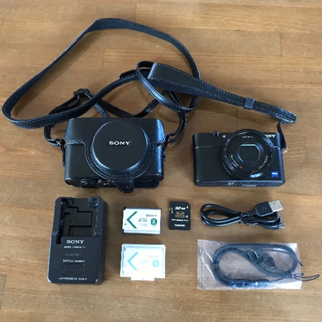SONY - ソニー デジタルスチルカメラ DSC-RX100