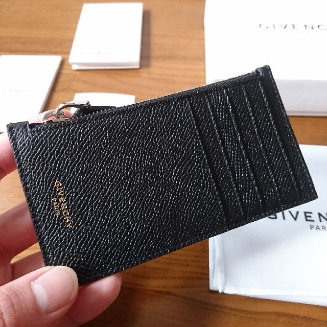 GIVENCHY カードケース ジバンシィ 新品未使用 カードホルダー 小銭入れレディース