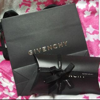 ジバンシィ(GIVENCHY)のルージュ・パーフェクト　ジバンシー　GIVENCHY(リップケア/リップクリーム)