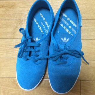 アディダス(adidas)のadidas スニーカー(スニーカー)