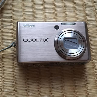 ニコン(Nikon)のNikon COOLPIX S600 クールピクス コンパクトデジカメ(コンパクトデジタルカメラ)
