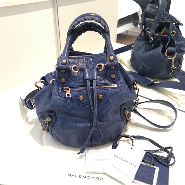 バレンシアガ ポンポン バッグ BALENCIAGA ブラック