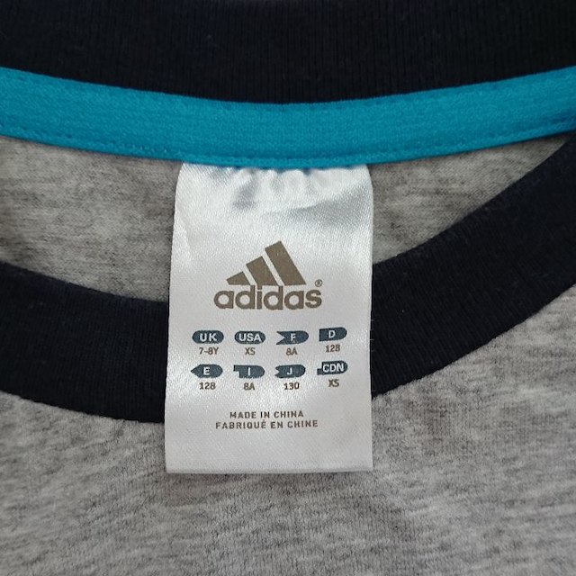 adidas(アディダス)のadidas  ロンT  130cm キッズ/ベビー/マタニティのキッズ服男の子用(90cm~)(Tシャツ/カットソー)の商品写真