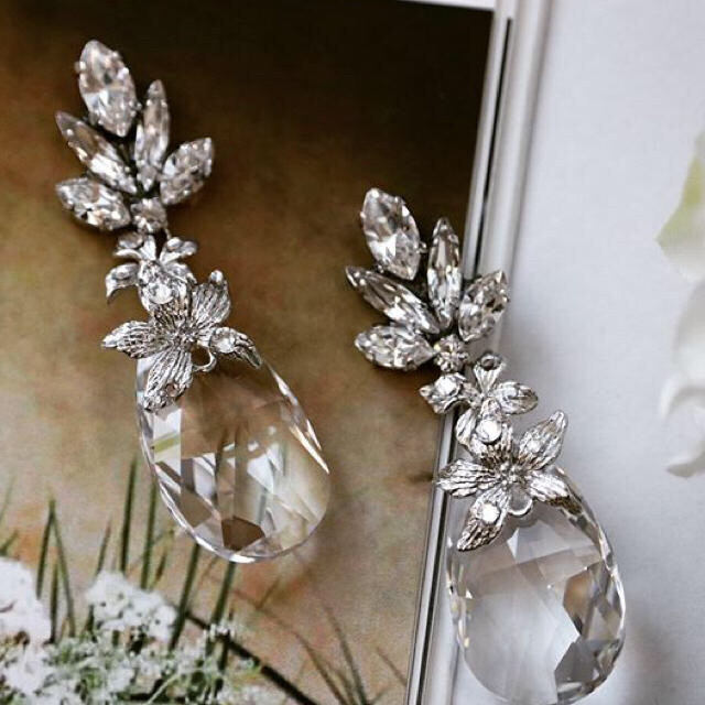 Vera Wang(ヴェラウォン)のウェディングアクセサリー♡bestwishes garden♡ レディースのアクセサリー(イヤリング)の商品写真