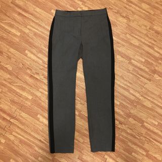 ザラ(ZARA)のpon様専用【値下げ‼️】ZARA ラインパンツ (クロップドパンツ)