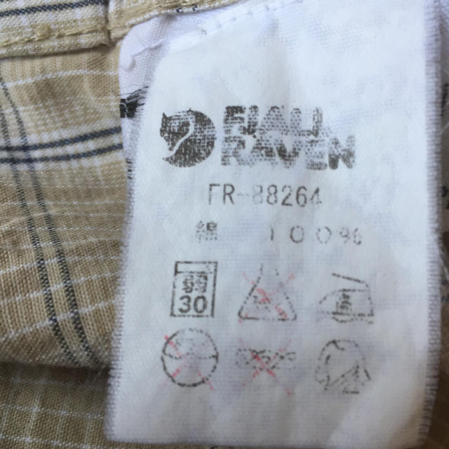 FJALL RAVEN(フェールラーベン)のFJALL RAVEN  シャツ スポーツ/アウトドアのアウトドア(登山用品)の商品写真