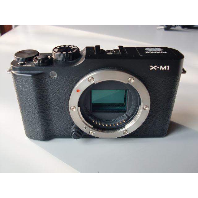 富士フイルム(フジフイルム)のフジフィルムX-M1 スマホ/家電/カメラのカメラ(ミラーレス一眼)の商品写真