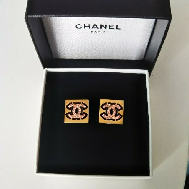 イヤリング CHANEL