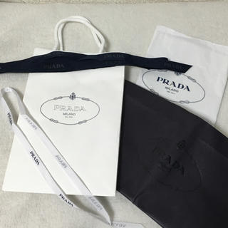 PRADA - プラダ 紙袋 包装紙×2 リボン×2 セット PRADAの通販 by