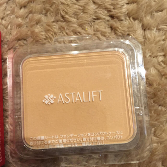 ASTALIFT(アスタリフト)のアスタリフト ファンデーション オークル00 コスメ/美容のベースメイク/化粧品(ファンデーション)の商品写真