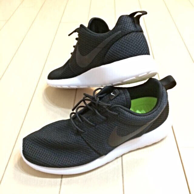 NIKE(ナイキ)のNIKE  rosherun レディースの靴/シューズ(スニーカー)の商品写真