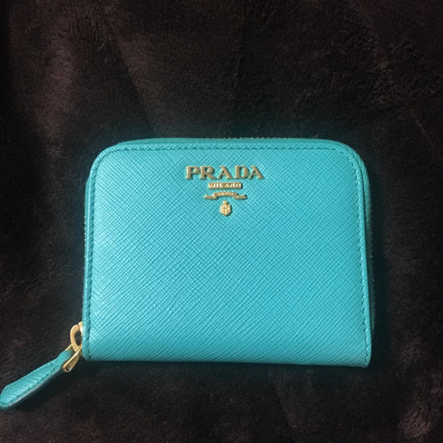 PRADA(プラダ)のプラダ   ミニウォレット   エメラルドグリーン レディースのファッション小物(財布)の商品写真