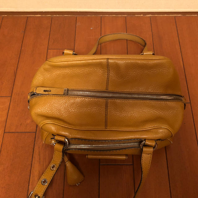 TOD'S(トッズ)のTod's トッズ D-bag キャメル色 レディースのバッグ(ハンドバッグ)の商品写真