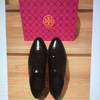 トリーバーチ(Tory Burch)のまこちん8889様専用 ✨美品✨Tory Burch フラットシューズ‼️(ローファー/革靴)