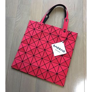 イッセイミヤケ(ISSEY MIYAKE)のバオバオ トートバッグ イッセイミヤケ BAO BAO  ルーセント 6×6(トートバッグ)