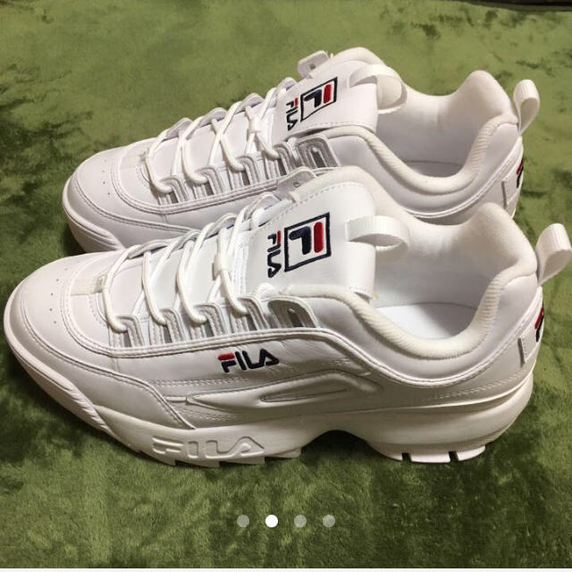 FILA(フィラ)のFILA disruptor2 27.5cm フィラ メンズの靴/シューズ(スニーカー)の商品写真