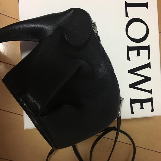 LOEWE(ロエベ)の【GWセール】本日最終日！ロエベLOEWEアニマル エレファント レディースのバッグ(ショルダーバッグ)の商品写真