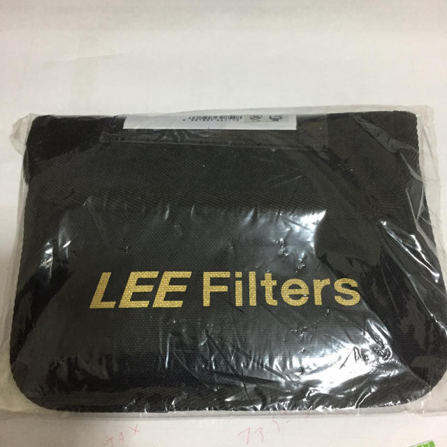 Lee(リー)の値下げ！未開封LEE Filters リーフィルター LEE LN-4 角  スマホ/家電/カメラのカメラ(フィルター)の商品写真