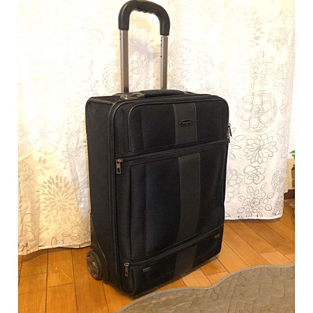 Samsonite(サムソナイト)のサムソナイト 機内持ち込み 中古品 （付属品パソコンバック未使用） メンズのバッグ(トラベルバッグ/スーツケース)の商品写真