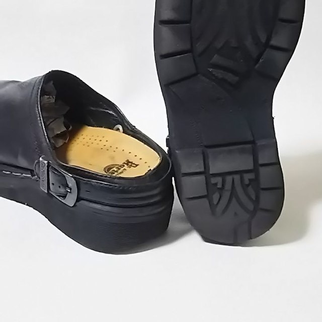 Dr.Martens - 最高傑作!ドクターマーチン牛革レザーサボサンダル Dr.Martens - 最高傑作!ドクターマーチン牛革レザーサボサンダル
