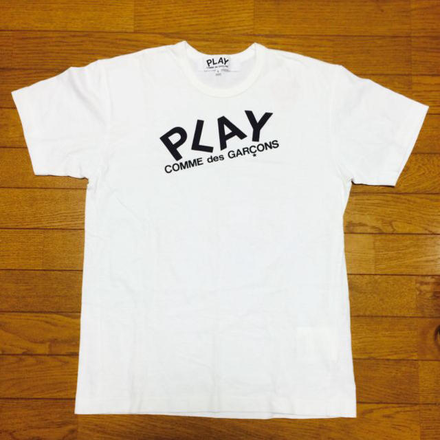 COMME des GARCONS(コムデギャルソン)の⭐︎PLAY⭐︎ロゴ ハートTシャツ レディースのトップス(Tシャツ(半袖/袖なし))の商品写真