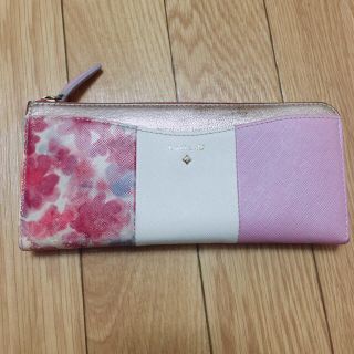 ヨンドシー(4℃)の【値下げ中！！】美品！Luria4°C長財布♡(財布)