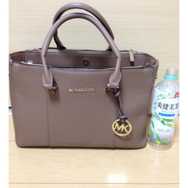 Michael Kors(マイケルコース)のマイケルコース★A4サイズ可能★ハンドバッグ レディースのバッグ(ハンドバッグ)の商品写真