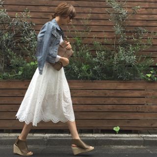 ザラ(ZARA)のZARA レーススカート (ひざ丈スカート)