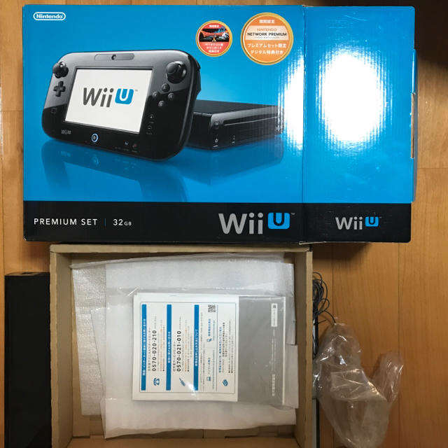 Nintendo Wii U ＋ コントローラー ＋ ソフト3本