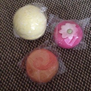 ラッシュ(LUSH)のLUSH入浴剤3個セット(その他)