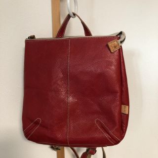 新品   革 リュック 赤 (リュック/バックパック)