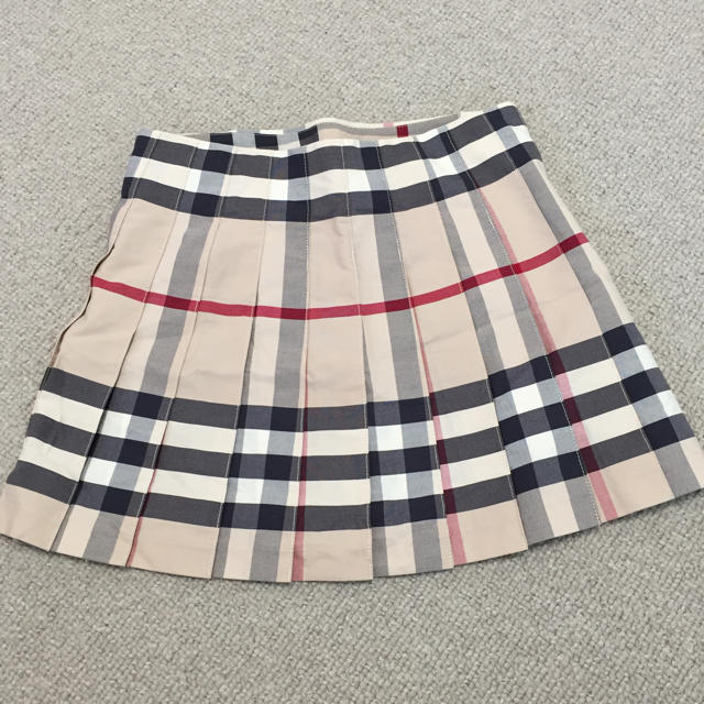 BURBERRY(バーバリー)のバーバリー スカート キッズ/ベビー/マタニティのキッズ服女の子用(90cm~)(スカート)の商品写真