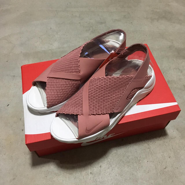 直送商品 AIR WMNS NIKE - NIKE HUARACHE ピンク ハラチ ULTRA サンダル 直送商品 AIR WMNS NIKE - NIKE HUARACHE ピンク ハラチ ULTRA サンダル