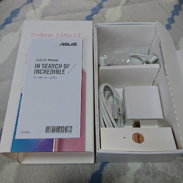 ASUS(エイスース)のZenfone 3 Max ZC553KL 中古美品 スマホ/家電/カメラのスマートフォン/携帯電話(スマートフォン本体)の商品写真