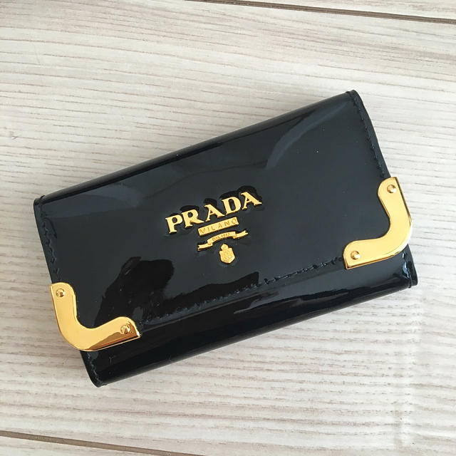 PRADA(プラダ)のPRADA エナメルキーケース レディースのファッション小物(キーケース)の商品写真