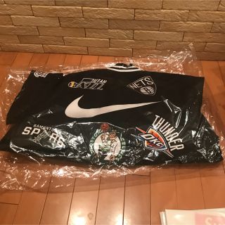 シュプリーム(Supreme)の【送料込み L】supreme nike NBA jacket(スタジャン)