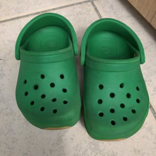 クロックス(crocs)の値下げ❗crocs  グリーン(サンダル)