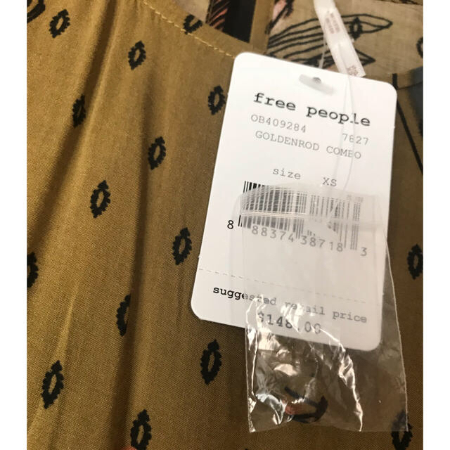 Free People(フリーピープル)の【専用】Free people、ライト、カレンダー3点セット レディースのワンピース(ロングワンピース/マキシワンピース)の商品写真