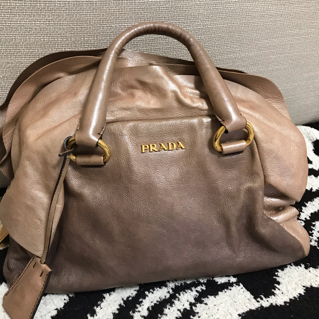 PRADA(プラダ)のVivi様専用 レディースのバッグ(ハンドバッグ)の商品写真