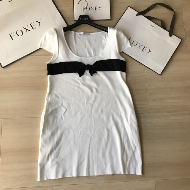 FOXEY(フォクシー)の♡美品♡フォクシー リボンワンピース レディースのワンピース(ミニワンピース)の商品写真