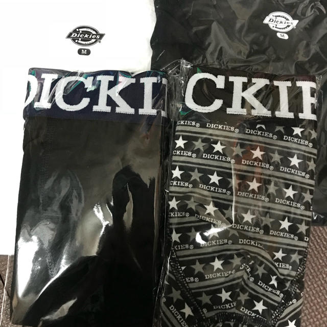 Dickies(ディッキーズ)のDickies ディッキーズ  Tシャツ アンダーウエア 4点セット M メンズのトップス(Tシャツ/カットソー(半袖/袖なし))の商品写真