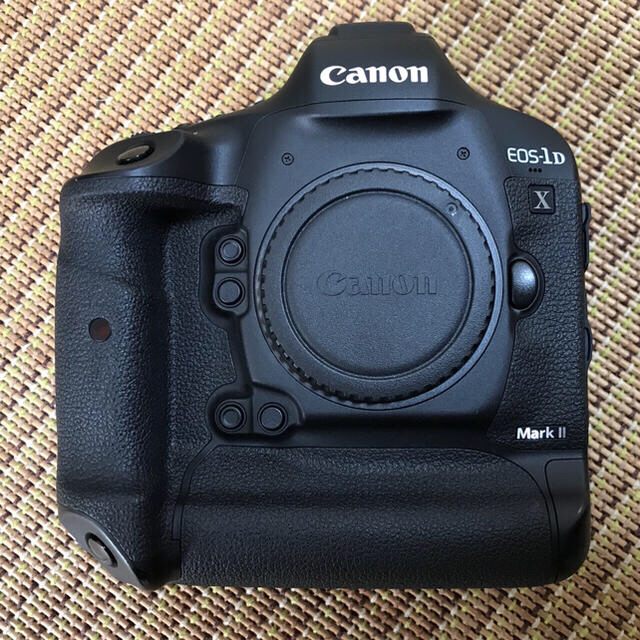 Canon(キヤノン)のCanon 1dx mark2 スマホ/家電/カメラのカメラ(デジタル一眼)の商品写真