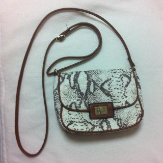 エイチアンドエム(H&M)のH&Mのバッグ(ショルダーバッグ)
