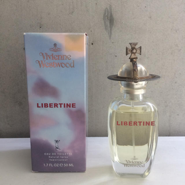 Vivienne Westwood(ヴィヴィアンウエストウッド)のvivienne westwood  「LIBERTINE」50ml   未使用 コスメ/美容の香水(ユニセックス)の商品写真