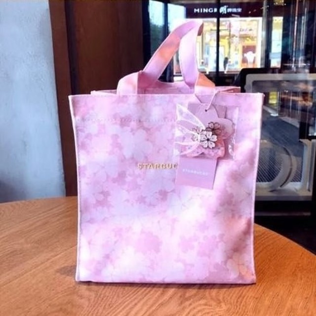 Starbucks Coffee(スターバックスコーヒー)のスターバックス中国限定桜手帳 夜桜ボールペン付き メンズのファッション小物(手帳)の商品写真