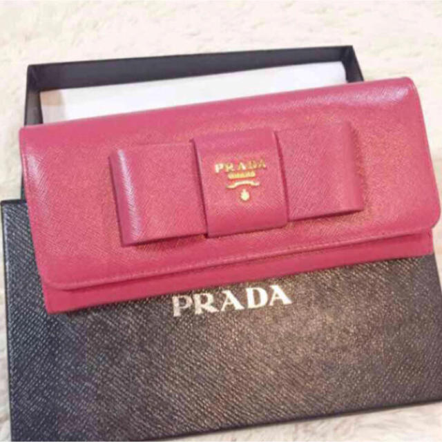 《新品》正規品 PRADA サフィアーノ 財布