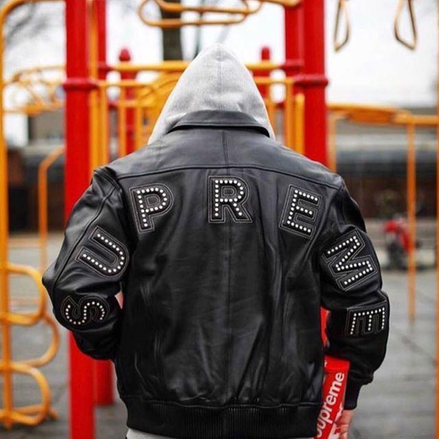 人気が高い Supreme Jacket Leather Logo Arc Studded Supreme - レザージャケット 人気が高い Supreme Jacket Leather Logo Arc Studded Supreme - レザージャケット