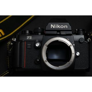 ニコン(Nikon)のNikon F3 完動・試写済み 19万番台 ガンカプラー付属(フィルムカメラ)